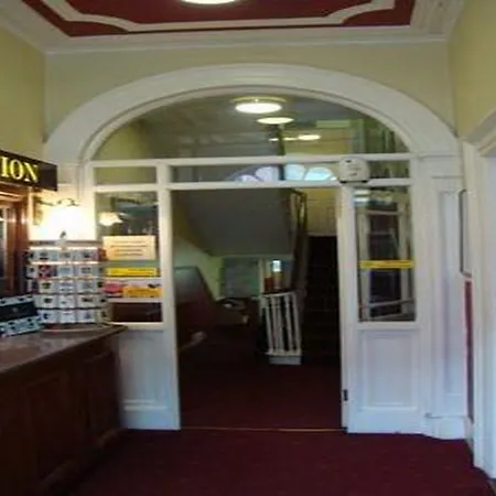 Avondale Guesthouse-2